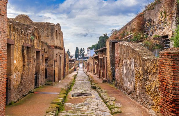 Herculaneum Skip-The-Line Ticket with Audioguide