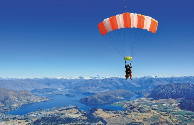 15,000ft Skydive in Wanaka