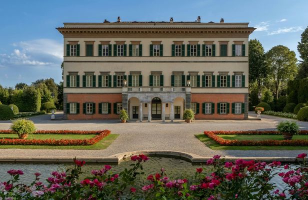 Villa Reale di Marlia Skip-the-line Tickets with Audio Guide