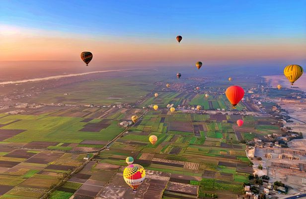 Premium Luxor Tour from Marsa Alam with Hot Air Balloon Experience