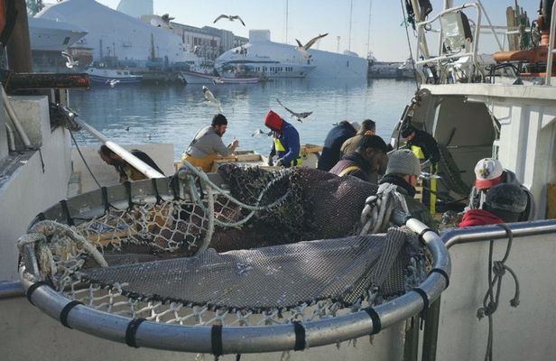 Fishermen's Guild Guided Tour in Barcelona