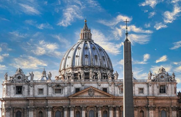 Papal Audience and Guided Tour in English