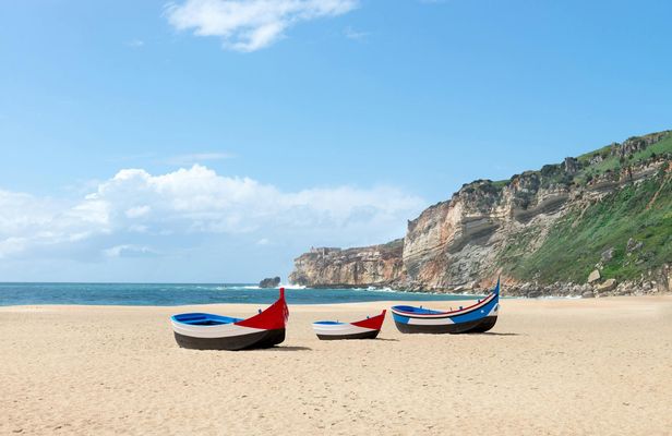 Small Group Full-Day Tour from Lisbon to Fátima, Nazaré and Sintra