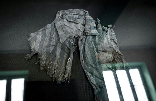 Auschwitz sub-camps guided visit with transport from Kraków