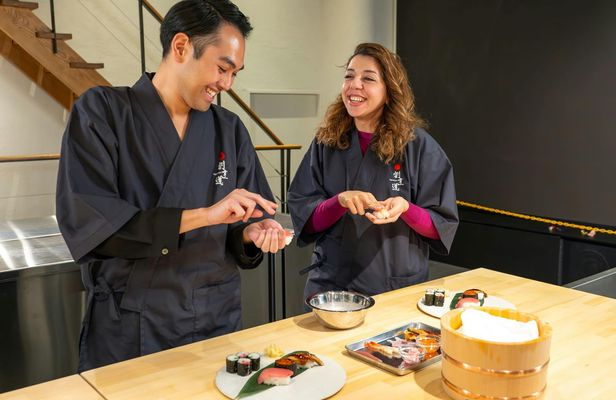 Sushi Experience and Culture in Tokyo