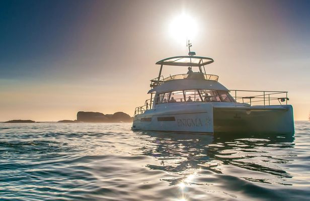 Cape Town Luxury Sunset Catamaran Cruise with Prosecco