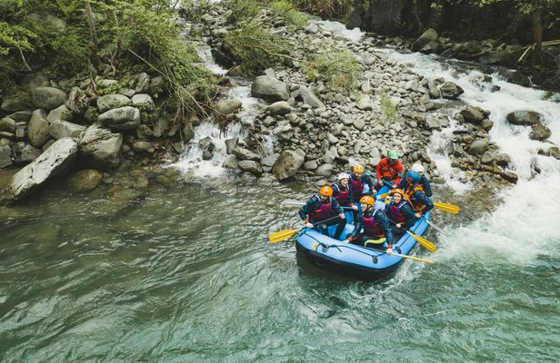 Rafting at the Columbia Gorge With Brewery and Lunch