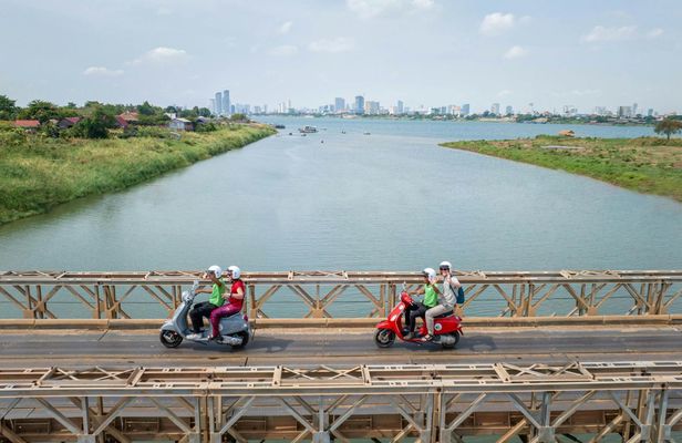 Phnom Penh Silk Island Haft Day Vespa Tour