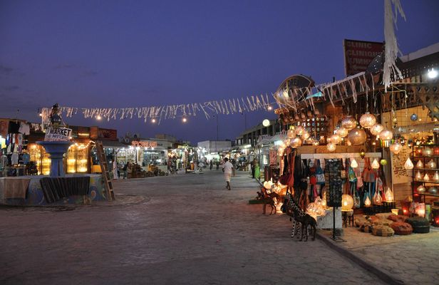 Dahab City Tour by Night with Seafood Dinner from Sharm El Sheikh