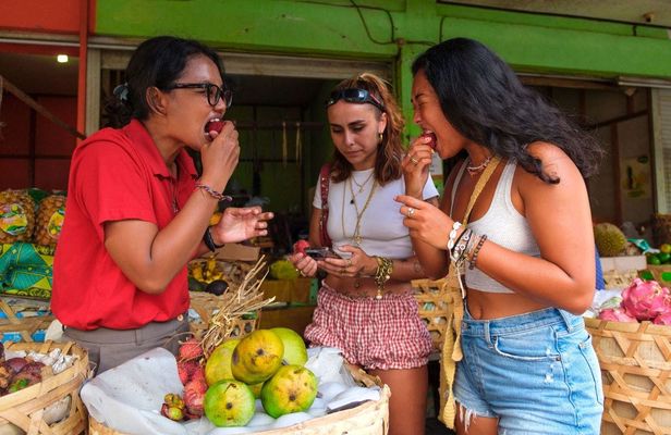 Eat Street local food tour in Bali
