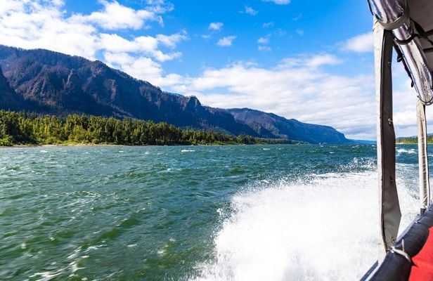 7 Wonders of the Gorge Jetboat Adventure
