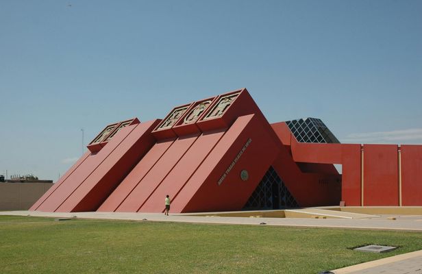 Tucume, Royal Tombs Museum and Huaca Rajada Full-Day Private Tour