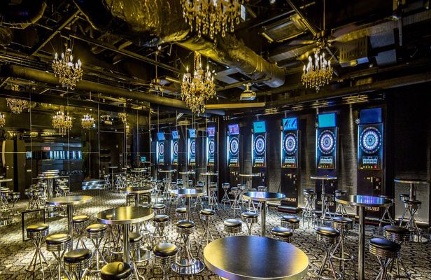Tokyo Dining Bar Experience with Darts Throwing Plan