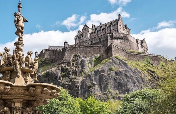 Harry Potter Guided Tour with Visit to Edinburgh Castle