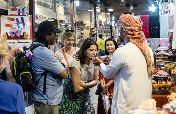 Old Dubai Guided Tour with Museums, Boat Ride and Souks