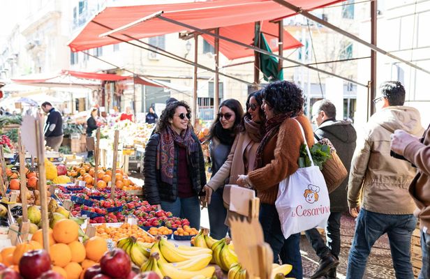 Market Visit and Cooking Class at a Cesarina's Home in Genoa