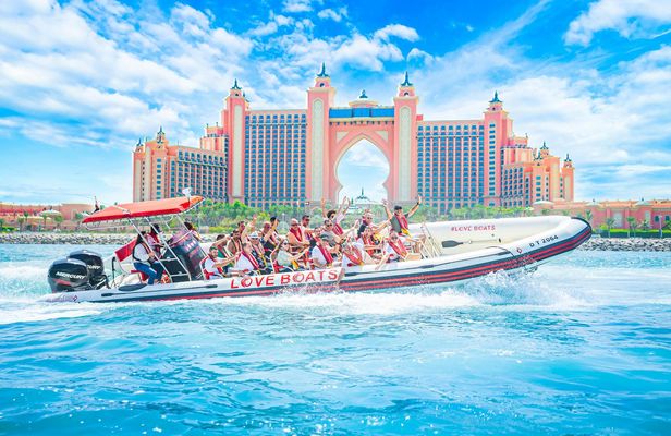 90-Minute Dubai Premium Speedboat Tour