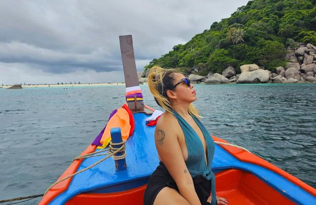 Private Longtail Boat Tour in Koh Tao and Nang Yuan with Snorkel