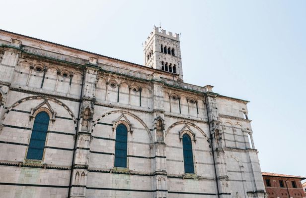 Lucca and Pisa Shore Excursion from Livorno