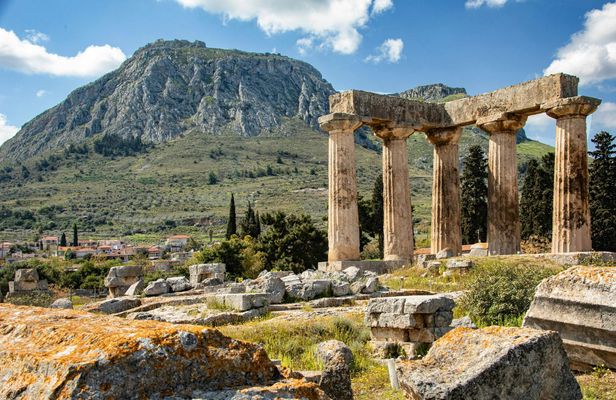 Private Biblical Tour of Ancient Corinth and Isthmus Canal from Athens