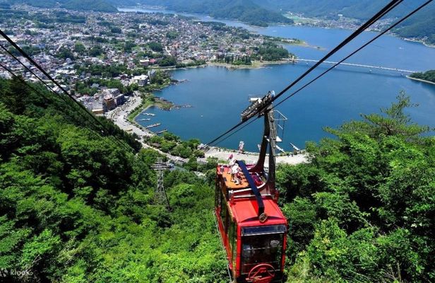 Mount Fuji with Kawaguchiko Ropeway Tour from Tokyo
