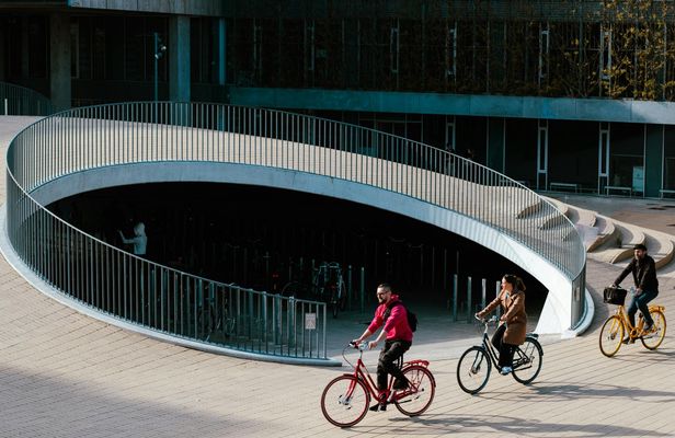 Copenhagen architecture and sustainability bike tour