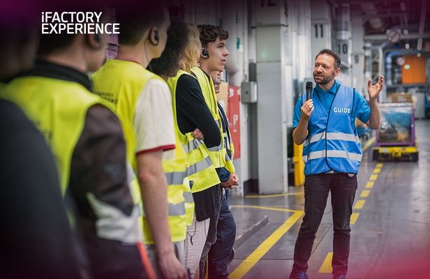 English Guided Tour of the BMW Group Plant in Berlin