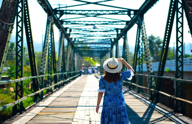 Day Tour to Pai Highlights by Private Car from Chiang Mai