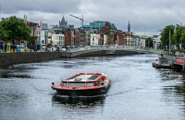 45 minute sightseeing cruise on the River Liffey
