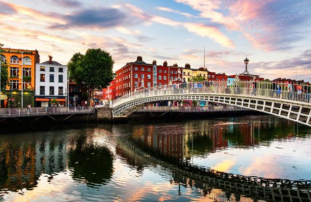 Bridges of Dublin walking tour