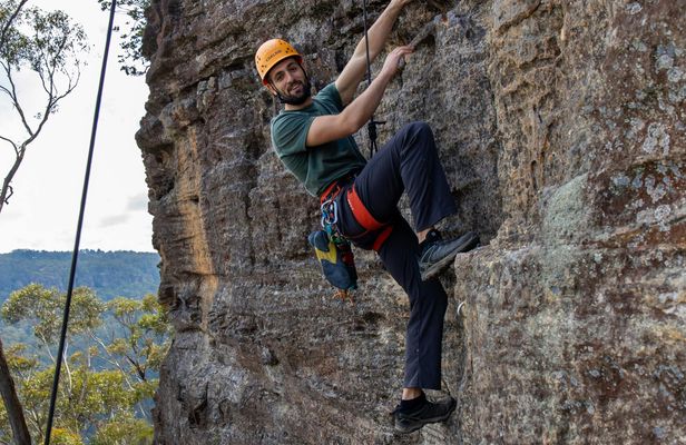 Full-day rock climbing adventure at Blue Mountains