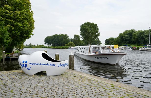 Spring cruise on Kagerplassen from Warmond