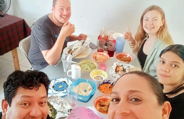 Proef de lokale cultuur bij een lokaal gezin in Merida