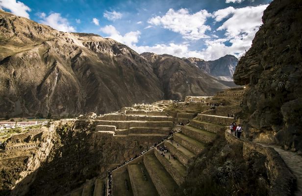 Pisac Market and Ollantaytambo Park Full-Day Private Tour