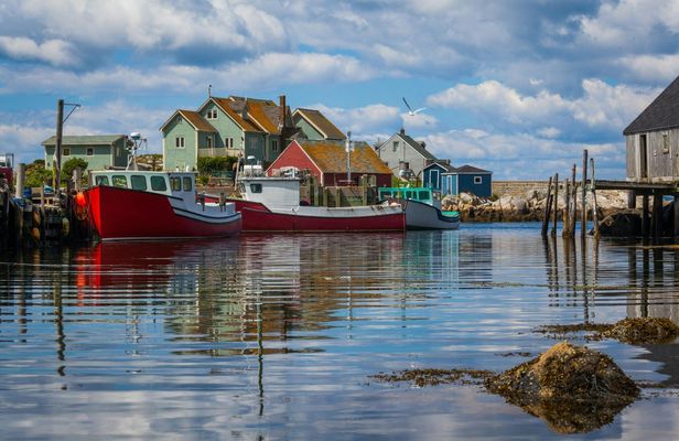 Peggy’s Cove guided tour from Halifax