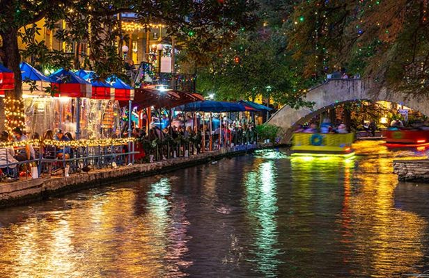 Scenic San Antonio guided night tour