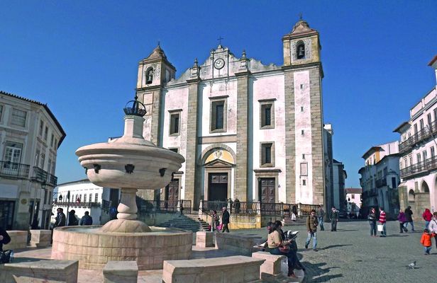 Évora wine tour from Lisbon