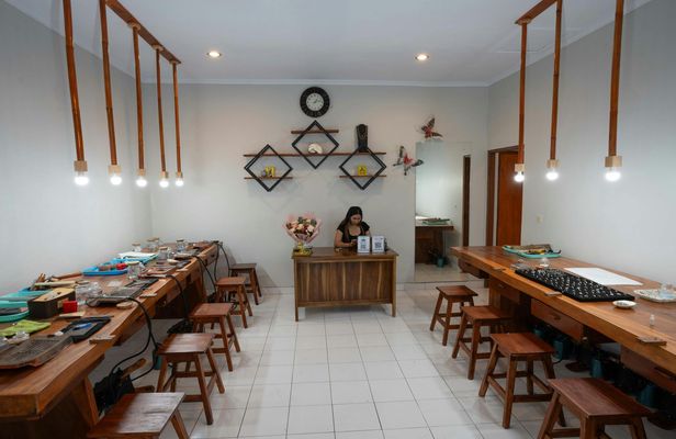 Ubud's Monkey Forest Silver Jewelry Workshop