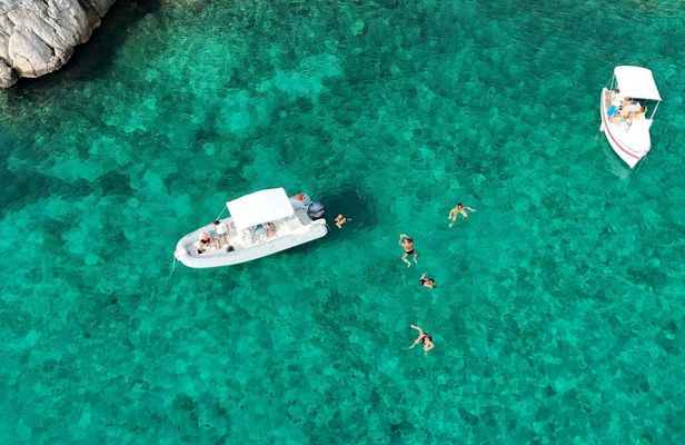 Boat excursion and snorkeling in Porto Conte marine area in Alghero