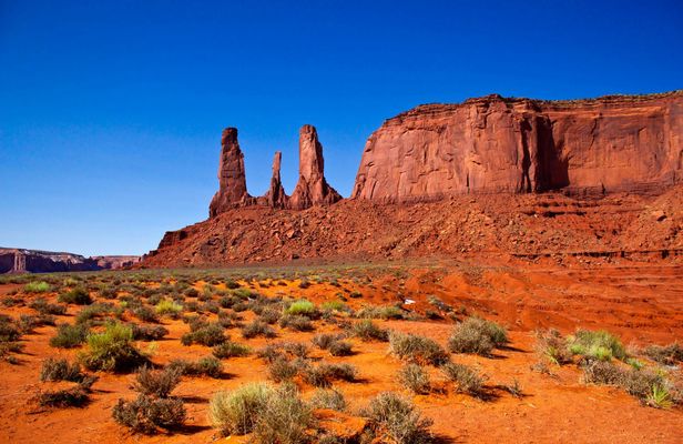 Self-Guided Driving Tour of Monument Valley
