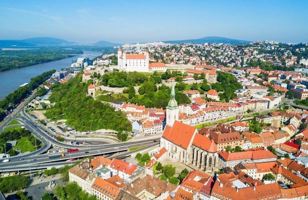 Bratislava Top Sights Combo Guided Tour