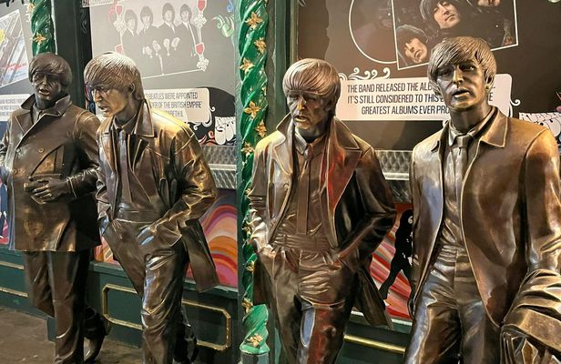 Beatles guided walking tour of Liverpool