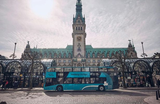 Hamburg hop-on hop-off bus tour