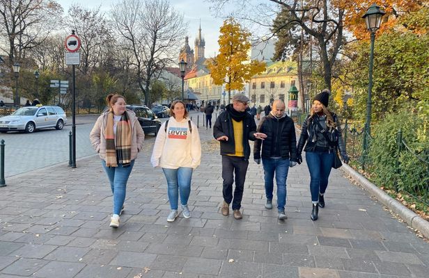 Guided Walking Fun Tour in Kazimierz with a Local