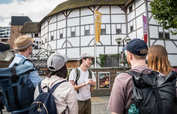 40 Sights of London Private Walking Tour with a Local Guide