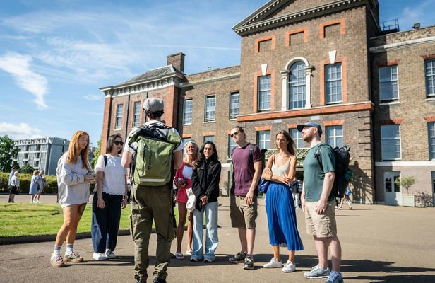 Kensington Palace and Westminster Private Tour