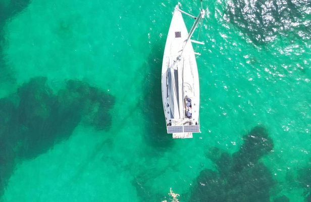 Palma Bay Sailing Boat Tour with Majorcan Tapas and Drinks