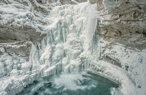 Private Customizable Winter Tour in Banff National Park