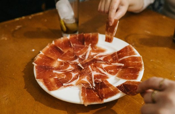 Madrid guided tour with tapas and flamenco show