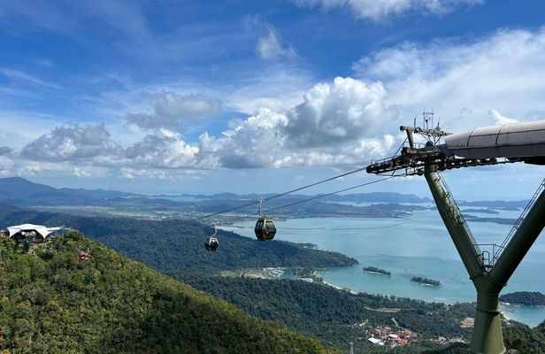 Langkawi Skytrail guided hiking tour